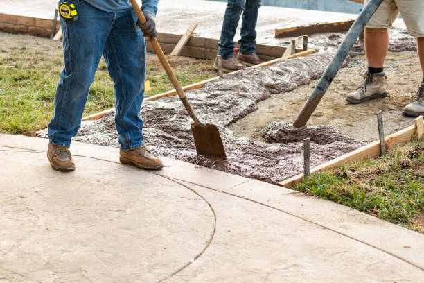 Best Local Concrete Companies  in Utica, IN
